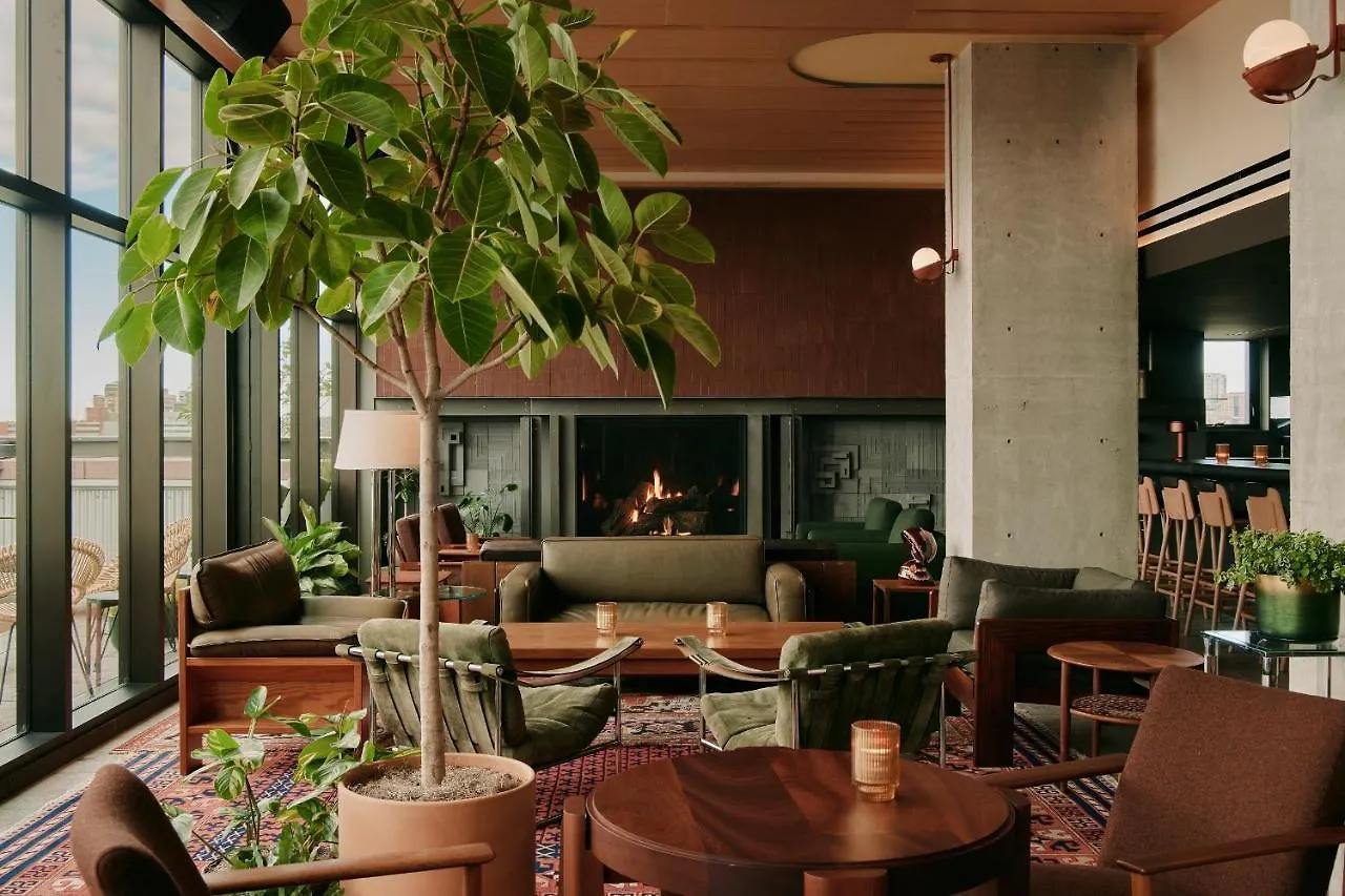 ****  Ace Hotel トロント カナダ